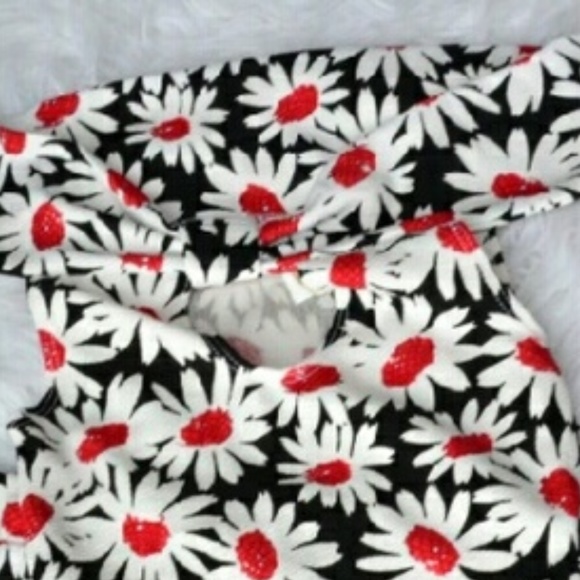 CROPPED TOP TOPS DAISY PRINT FLORAL - Picture 3 of 3